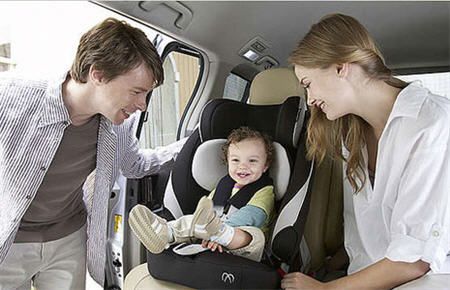 Preschooler v autě: jak zajistit bezpečnost dítěte?