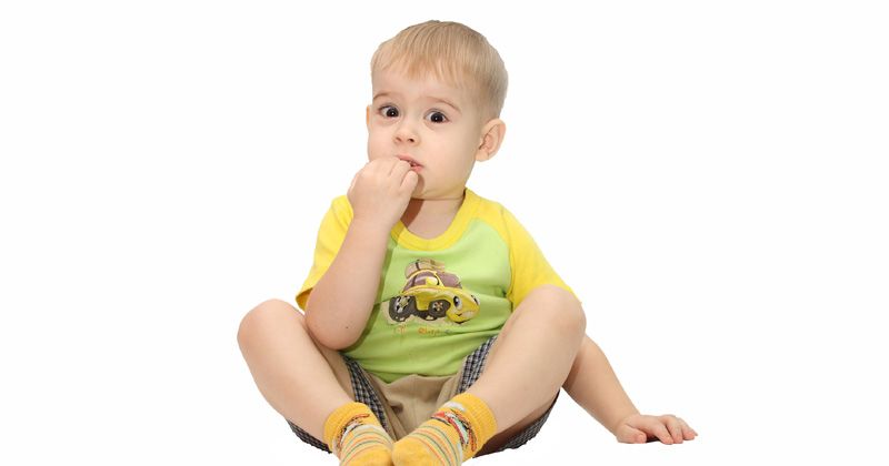 Jak zakázat dítě hlodat nehty? 